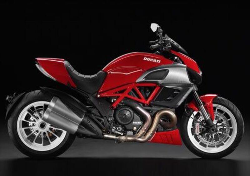 Ducati Diavel 1200 Diavel 1200 (2010 - 13) (6)
