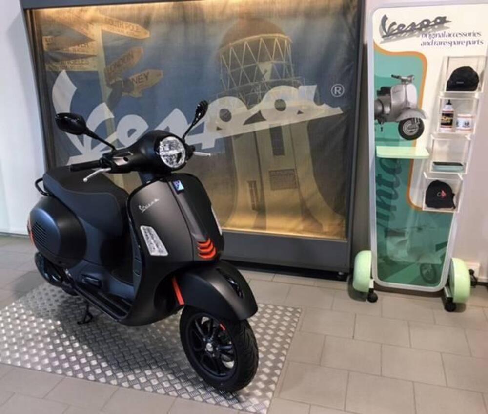Vespa GTS 310 Supersport (2025) (3)