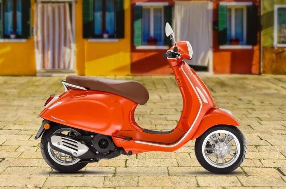 Vespa Primavera 150 (2024 - 25) (2)