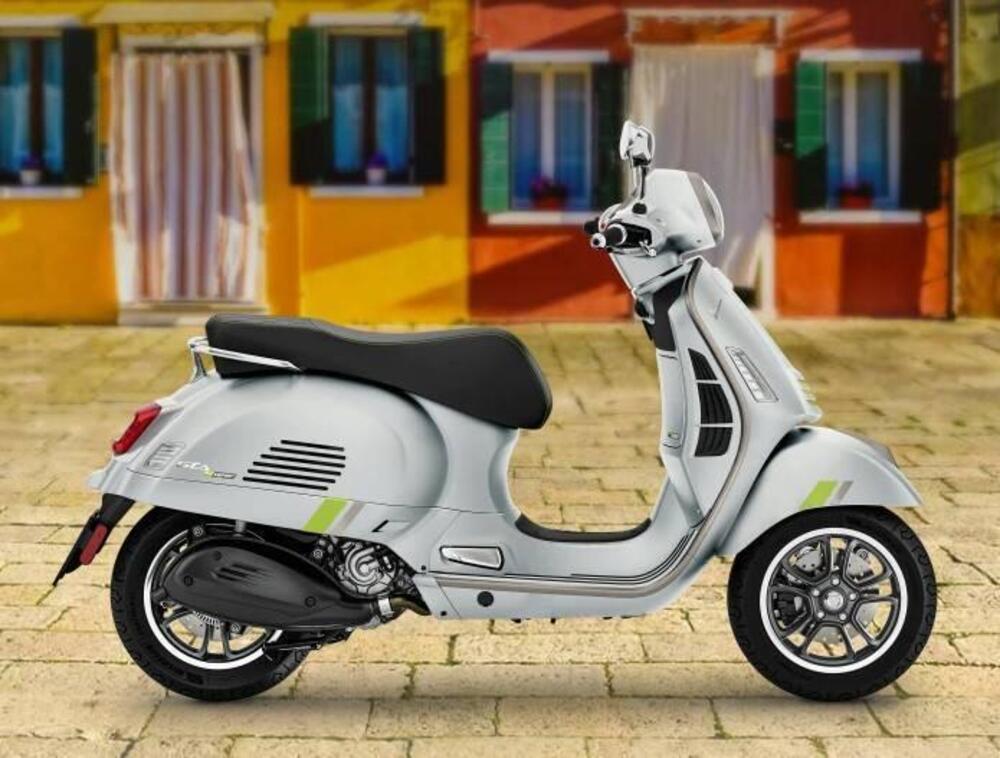 Vespa GTS 310 Super Tech (2025) (3)