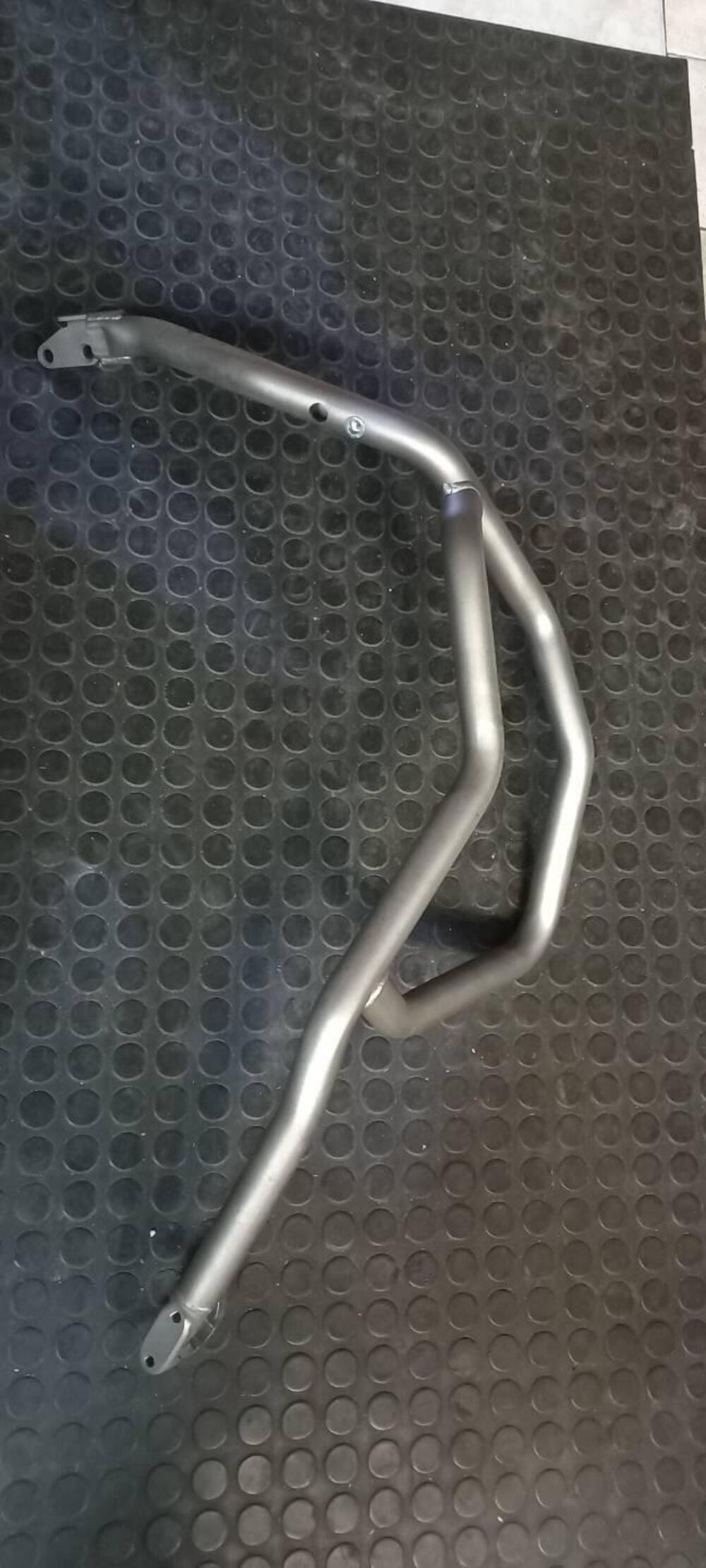 Triumph cod. T2087634 Barra protettiva Sinistra Ti