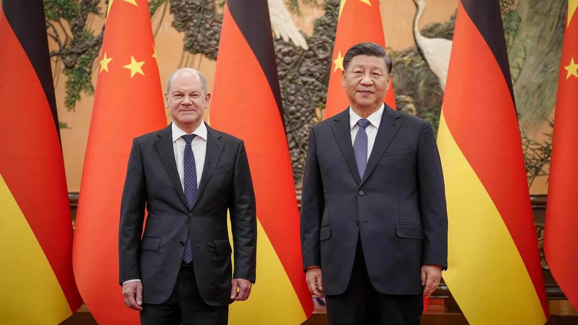 Xi Jinping e Olaf Scholz