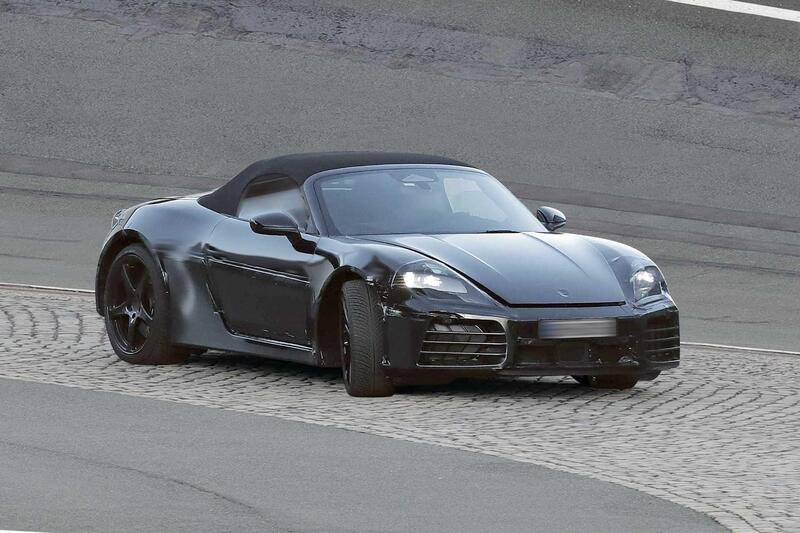 Porsche 718 Boxster (elettrica), ecco le foto spia