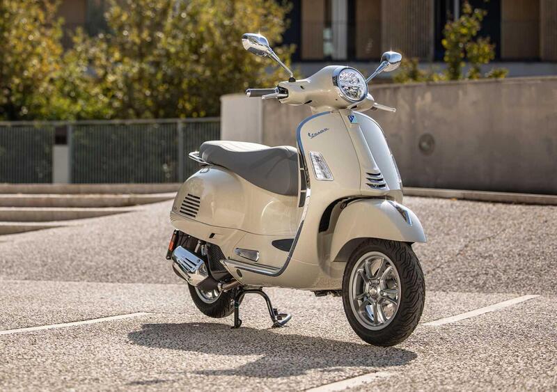 Vespa GTS 300 GTS 300 (2023 - 24) (3)