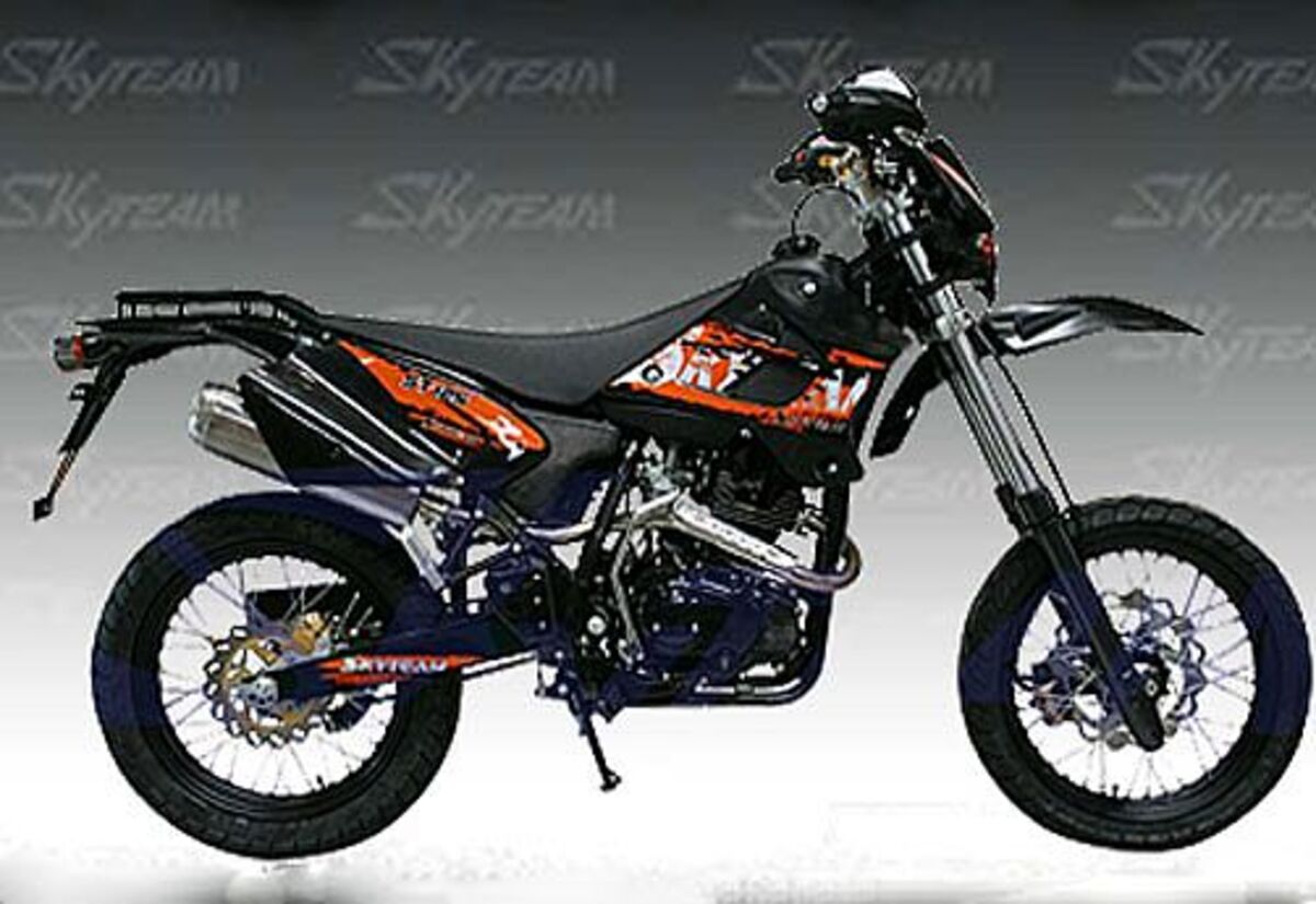 Sky Team Supermoto 125 SM