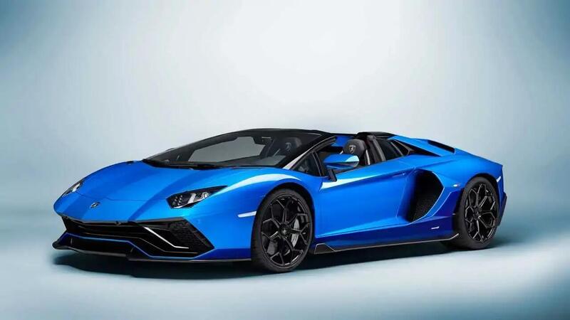 A Milano Autoclassica l&#039;asta per Lamborghini Aventador e Ultimae