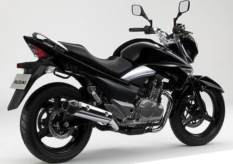 Suzuki Inazuma 250 Inazuma 250 (2012 - 17) (5)