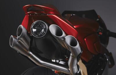 MV Agusta Superveloce 1000 Serie Oro [VIDEO e GALLERY]