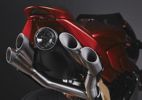 MV Agusta Superveloce 1000 Serie Oro [VIDEO e GALLERY]