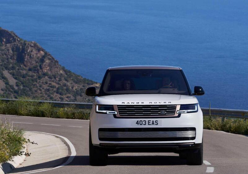 Land Rover Range Rover (2021-->>) (3)