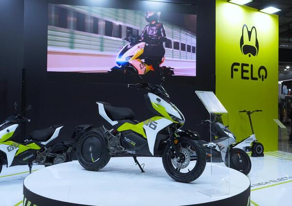 EICMA 2022. Felo FW06 a cavallo tra moto e scooter... e c'è anche l'Abs! [VIDEO]