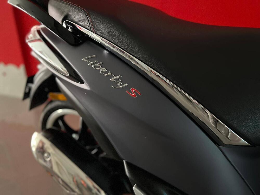 Piaggio Liberty S 50 4T (2020) (3)
