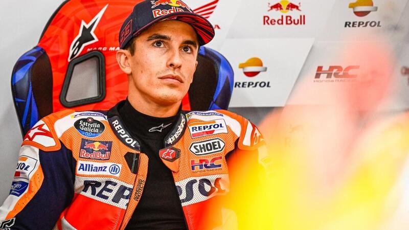 MotoGP 2022. Marc Marquez genio: scende dalla moto e scrive a penna la telemetria... ed &egrave; come quella del computer! [VIDEO]