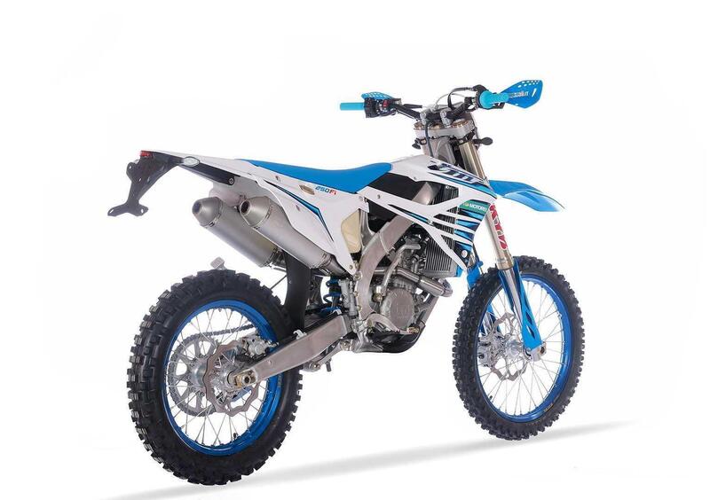 Tm Moto EN 250 F EN 250 ES Fi 4T (2023) (3)