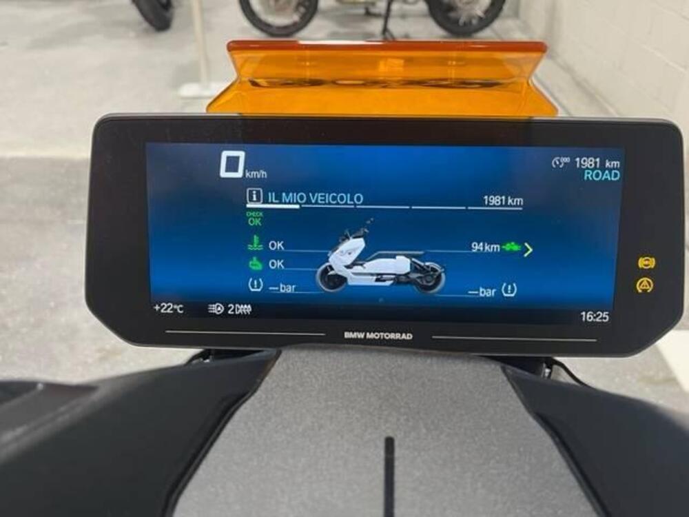 Bmw CE 04 (2021 - 25) (10)