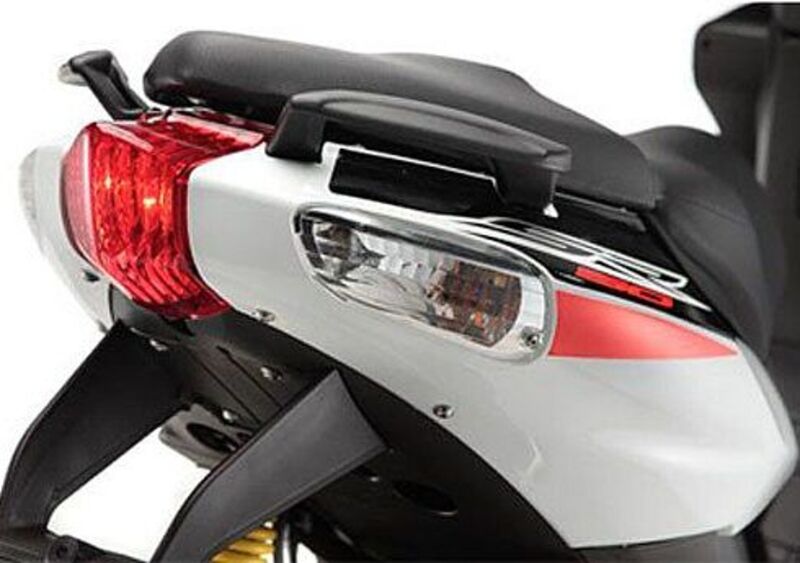 Aprilia SR 50 SR 50 R (2012 - 17) (7)