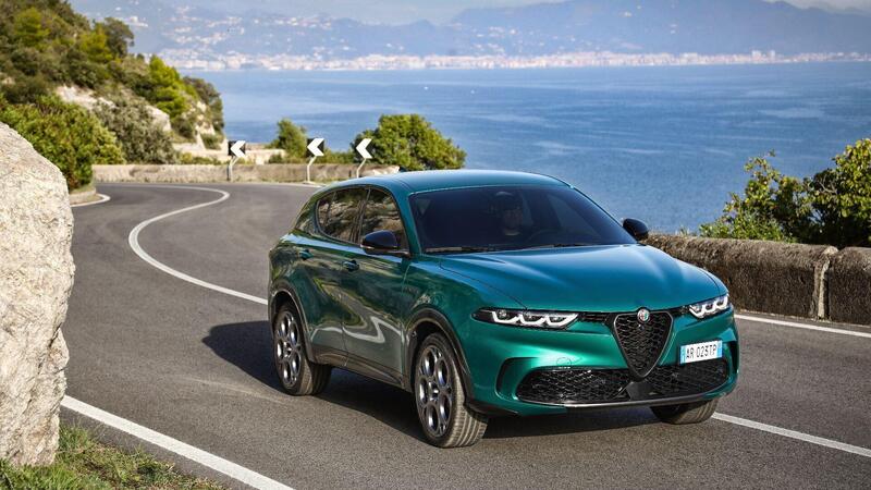 Alfa Romeo Tonale Veloce, integrale Q4 da 280 CV PHEV, goduria da guidare [Video]