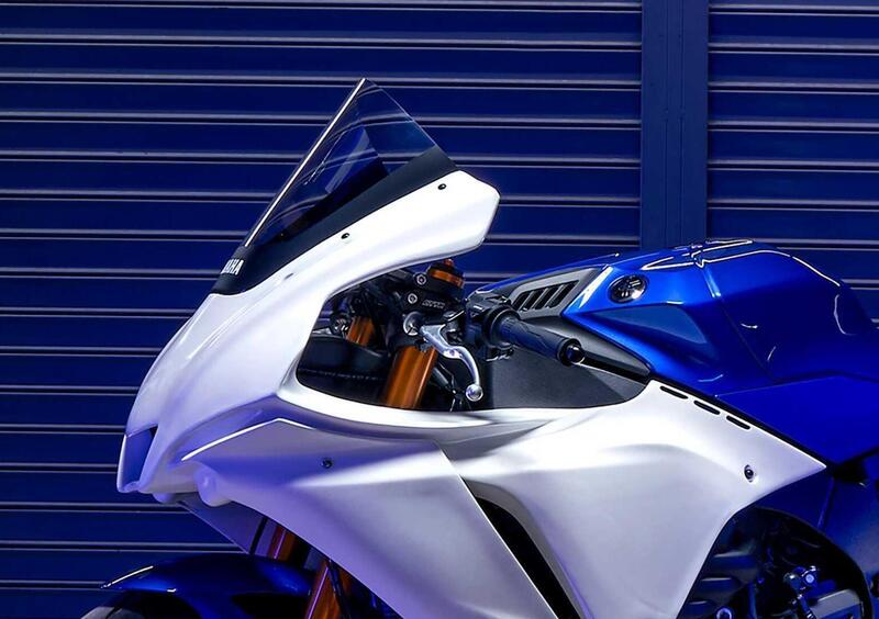 Yamaha YZF R1 YZF R1 GYTR (2023 - 24) (6)