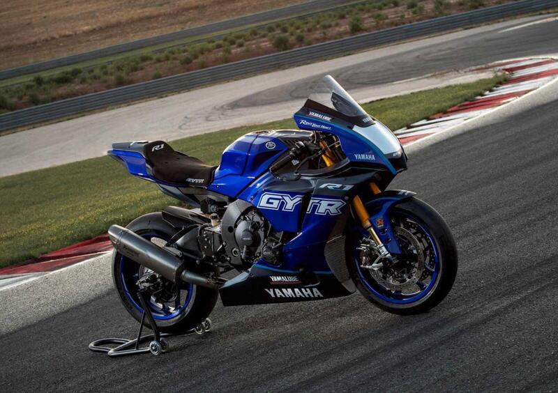 Yamaha YZF R1 YZF R1 GYTR (2023 - 24) (8)