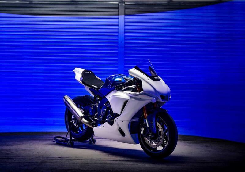 Yamaha YZF R1 YZF R1 GYTR (2023 - 24) (2)