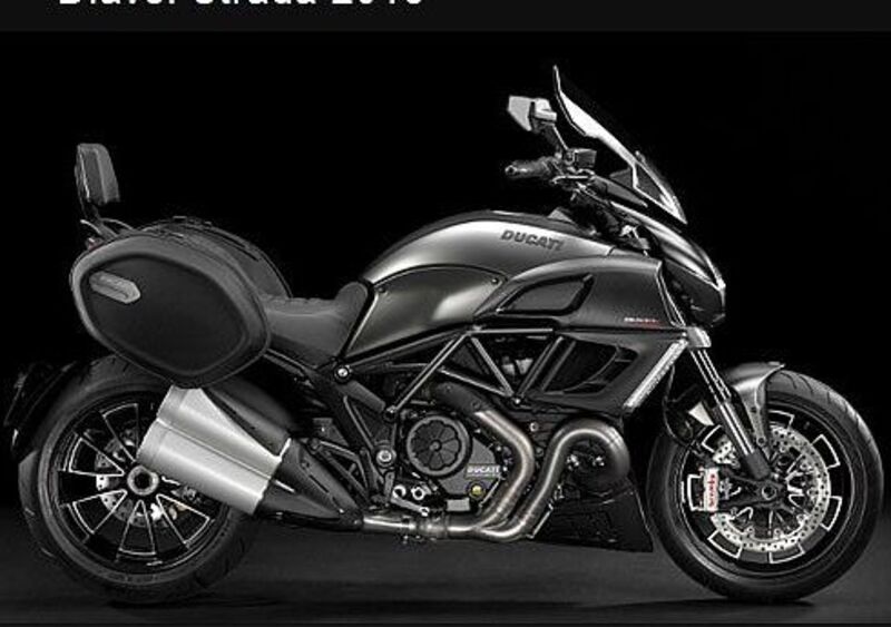 Ducati Diavel 1200 Diavel 1200 Strada (2010 - 14) (2)