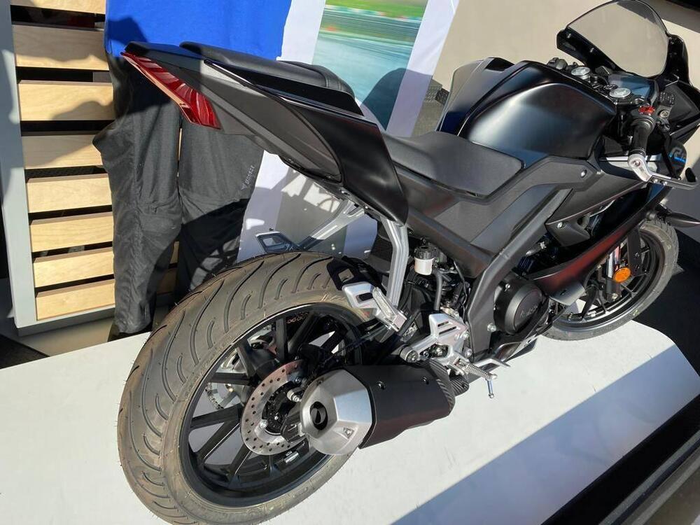 Yamaha YZF R125 (2023 - 25) (2)