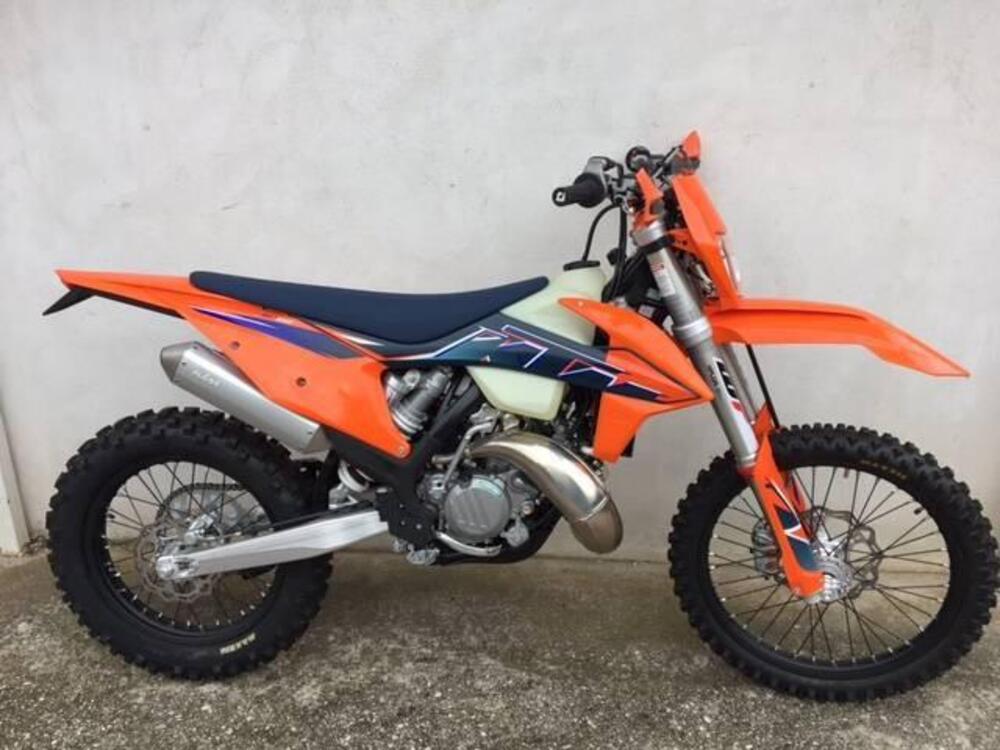 KTM 150 EXC TPI (2022) (2)