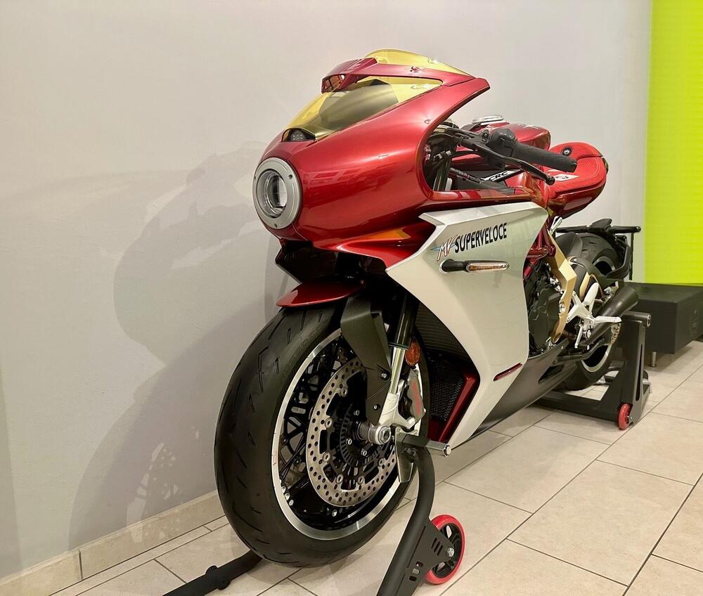 MV Agusta Superveloce 800 Serie Oro (2019 - 20) (2)
