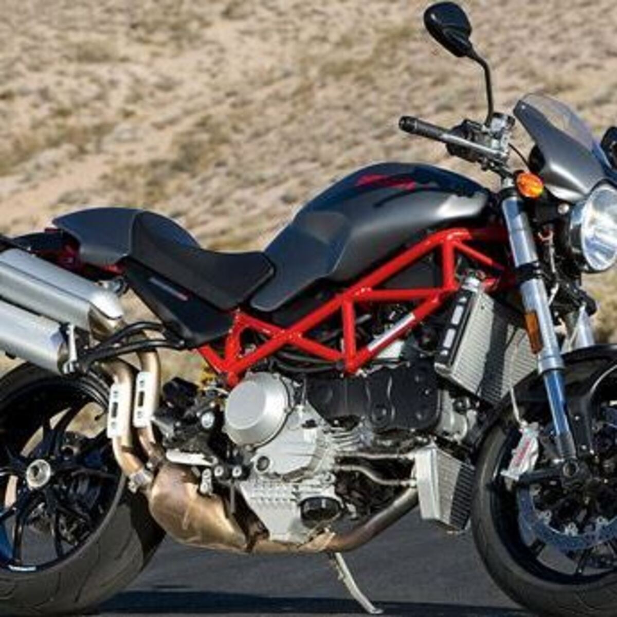 Ducati Monster S4R Testastretta