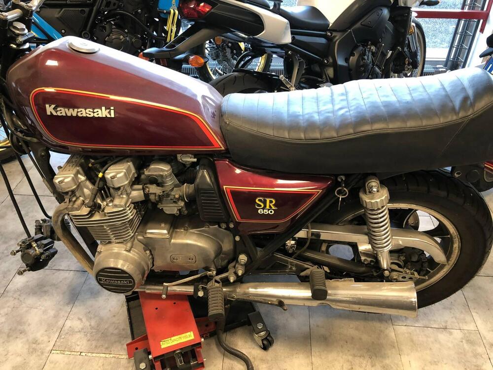 Kawasaki SR650