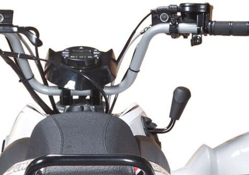 Aeon Cobra 400 Cobra 400 (2008 - 17) (3)