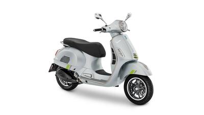 Vespa GTS 300 Super Tech (2023 - 24) nuova