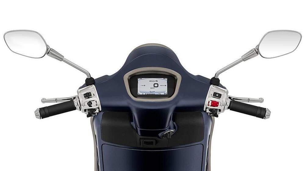 Vespa GTS 300 Super Tech (2023 - 24) (4)