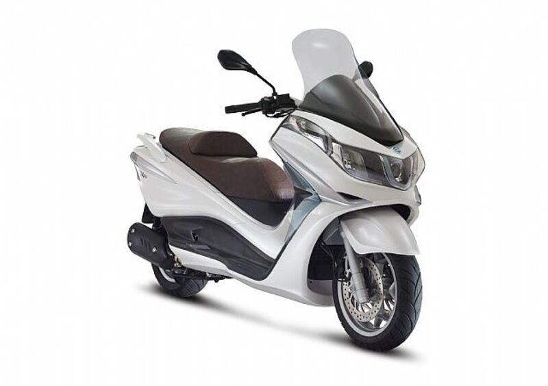 Piaggio X10 125 X10 125 ie Executive (2011 - 14)