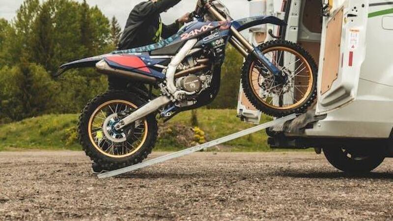 Il Black Friday di 24MX &egrave; iniziato: sette prodotti per gli appassionati di motocross ed enduro!