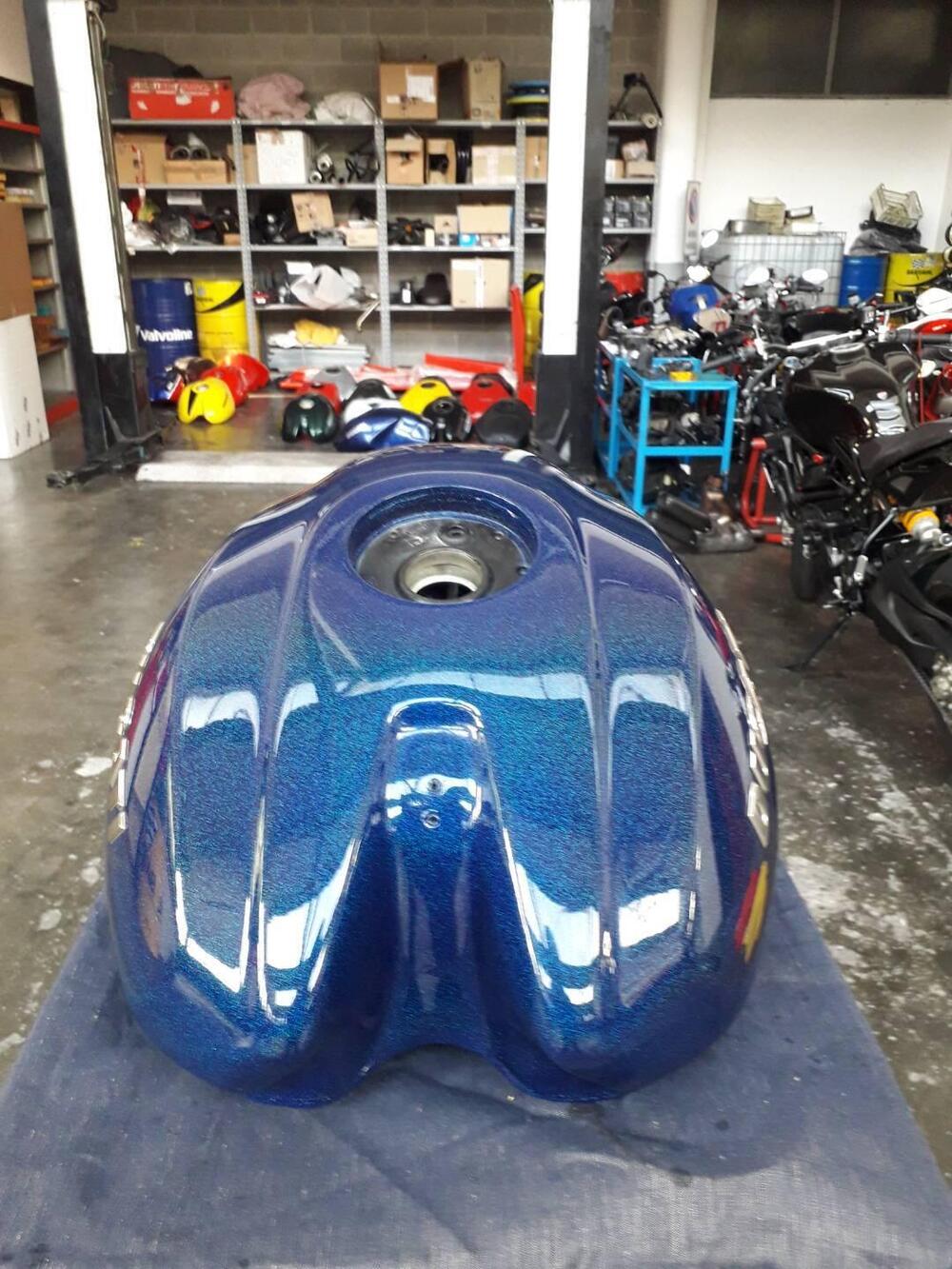 Serbatoio Metallic Blu Ducati Monster 600-750-900 (4)