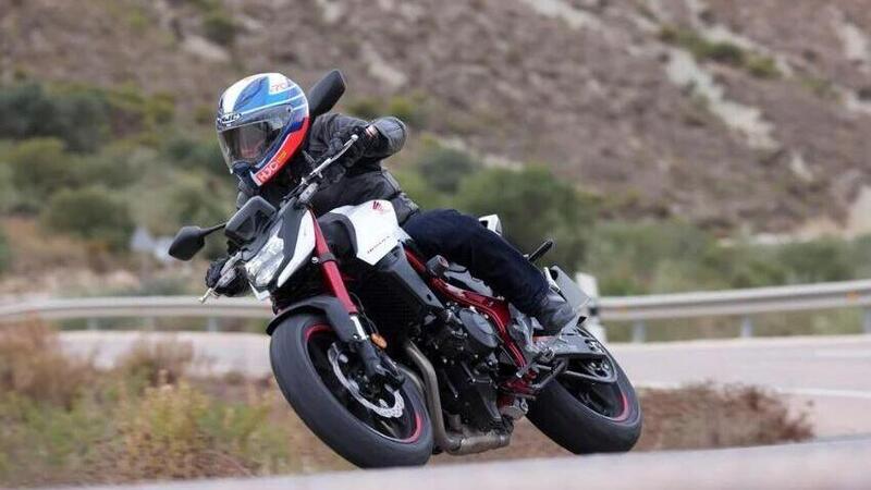 TEST Honda CB 750 Hornet... Non fermatevi al nome [VIDEO e GALLERY]