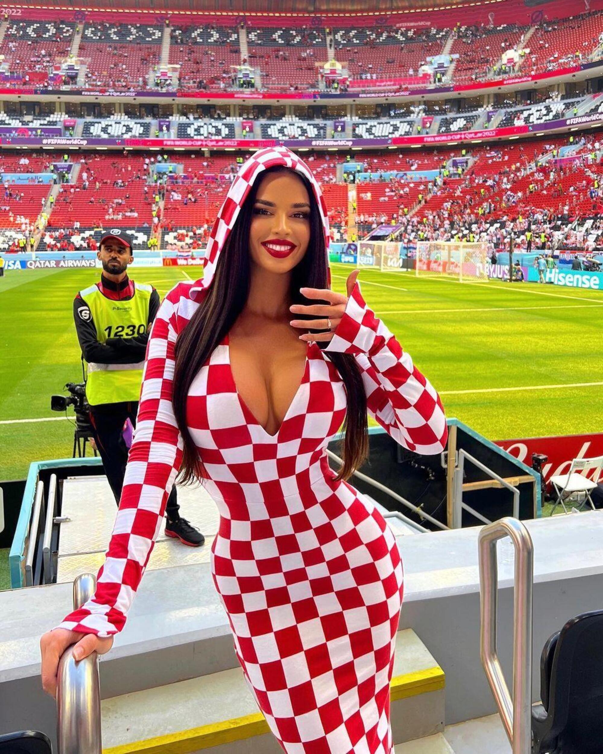 La &quot;scandalosa&quot; (per il Qatar) tifosa croata Ivana Knöll