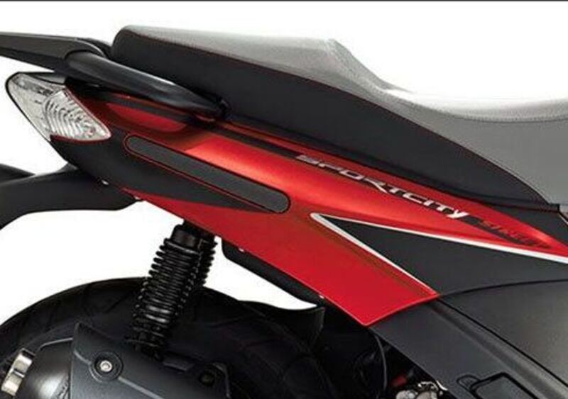 Aprilia Sportcity Street 125 Sportcity Street 125 (2008 - 13) (5)