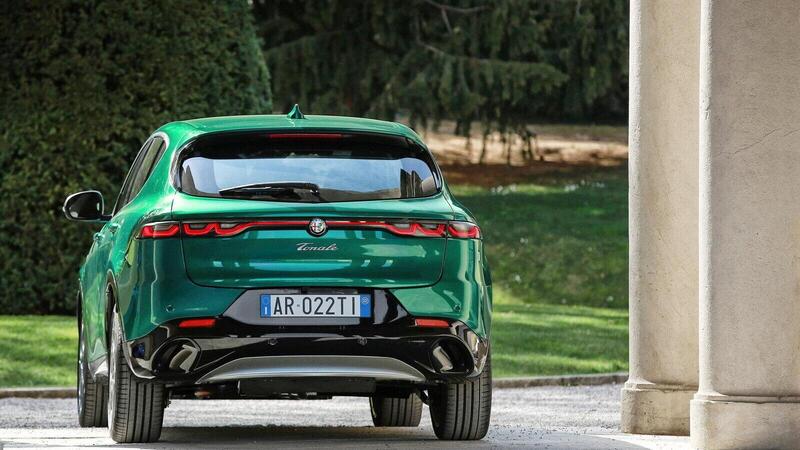 Scende in campo e le ha tutte contro: nuova Alfa Romeo Tonale Plug-In Q4, top e flop