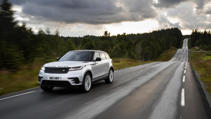 Range Rover Velar e Jaguar F-Pace messe in attesa: mancano i microchip