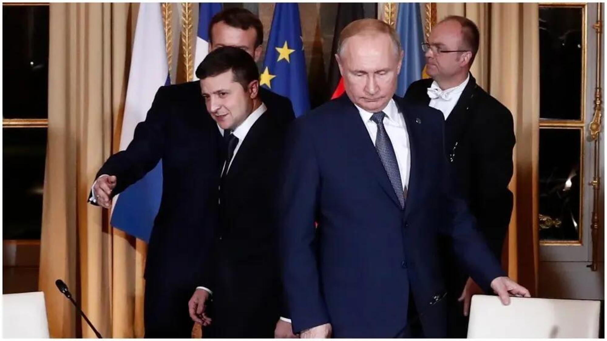 Il primo incontro dal vivo tra Zelensky e Putin nel 2019