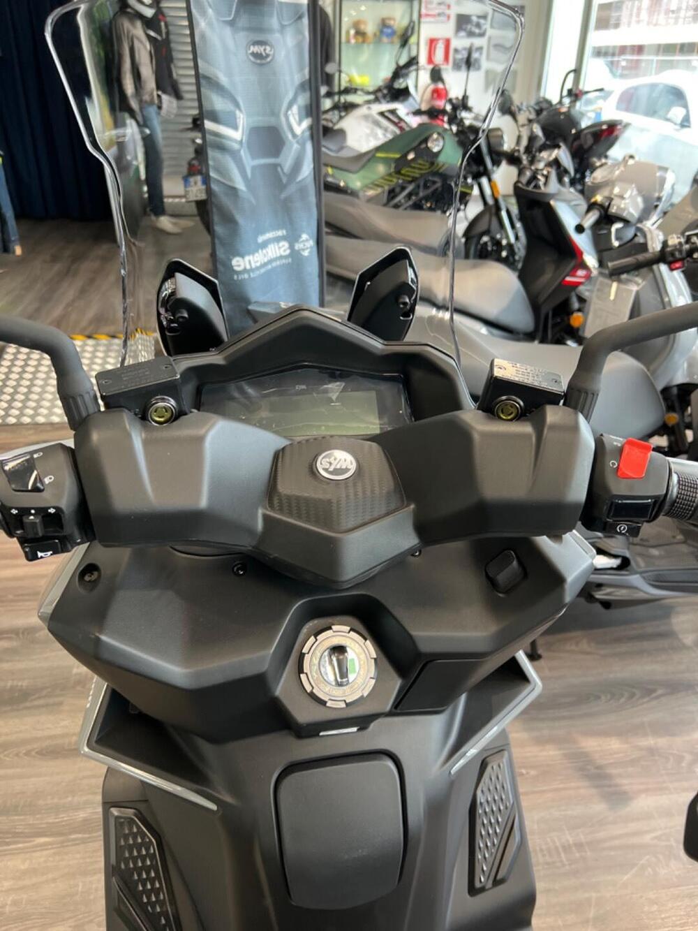 Sym Joyride 300 (2022 - 24) (4)