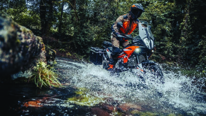 Come cambia la KTM 890 Adventure 2023