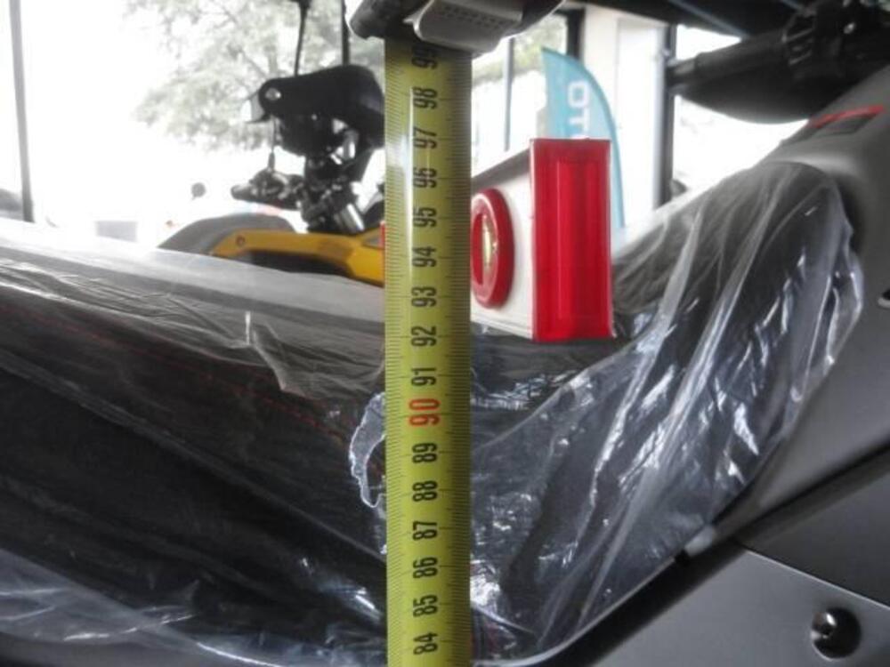 Voge Valico 300 Rally (2022 - 25) (14)