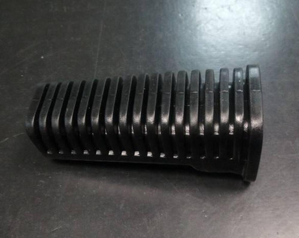 Gommini poggiapiede Intruder Suzuki (2)