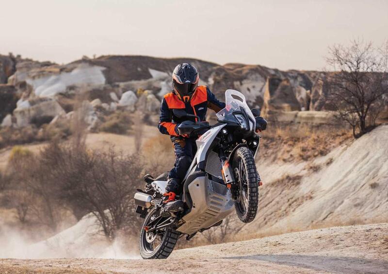 KTM 790 Adventure 790 Adventure (2023 - 24) (13)