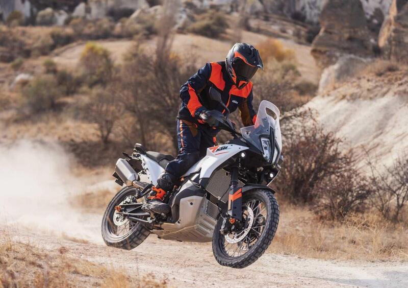 KTM 790 Adventure 790 Adventure (2023 - 24) (14)