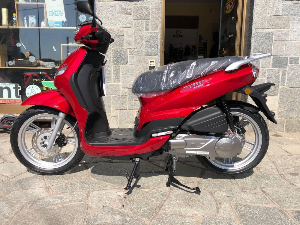 Peugeot Tweet 125i Active (2021 - 25) (6)