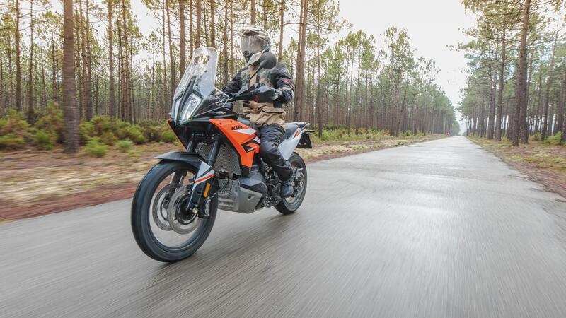 KTM 890 Adventure 2023 TEST: Cambia davvero? [VIDEO e GALLERY]